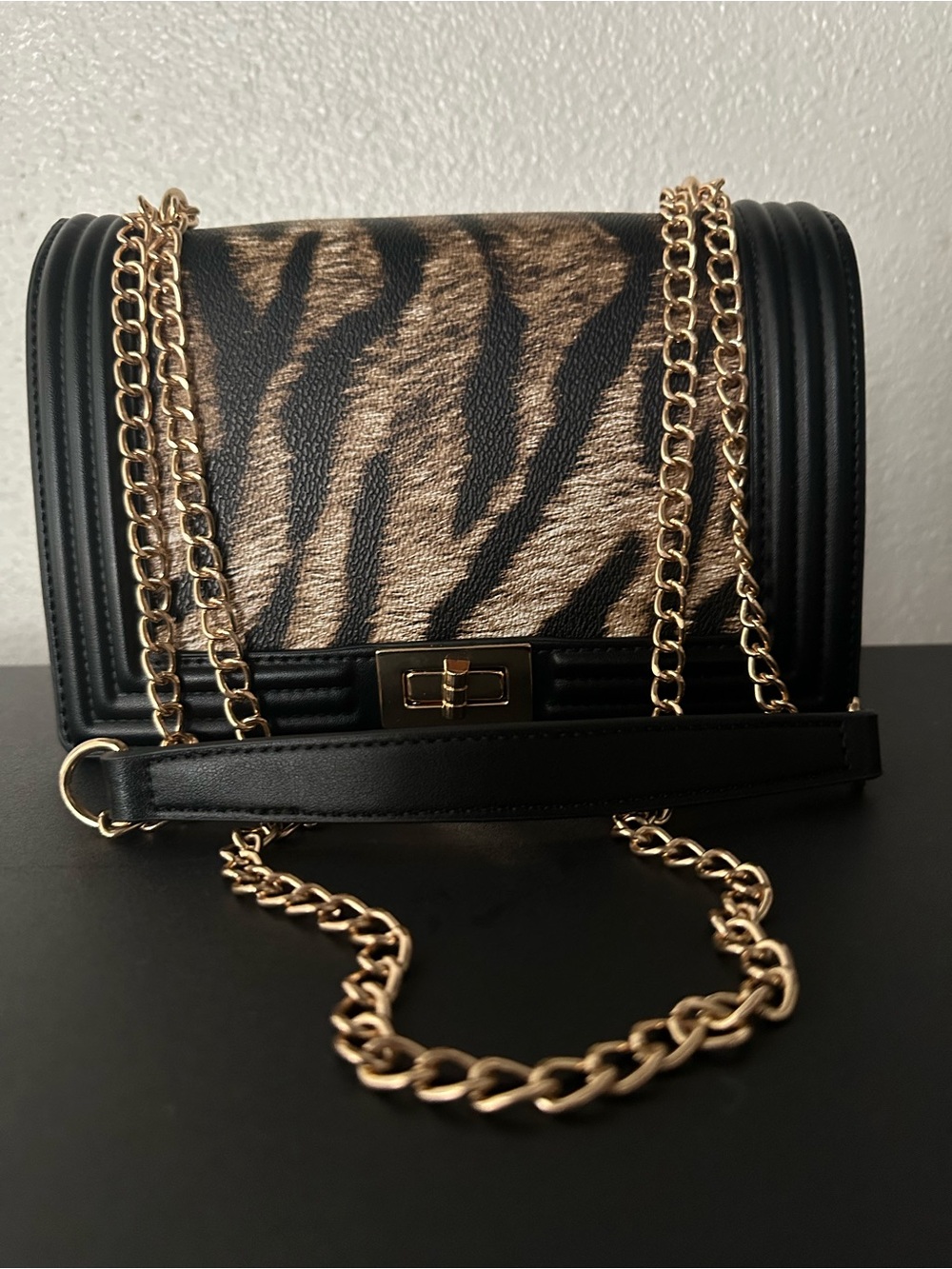 Black and Gold Tiger-Print Chain Shoulder Bag